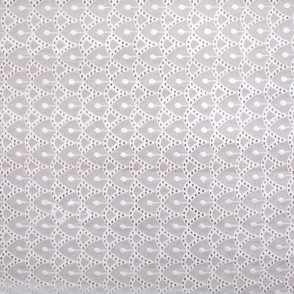 Broderie anglaise Erade
