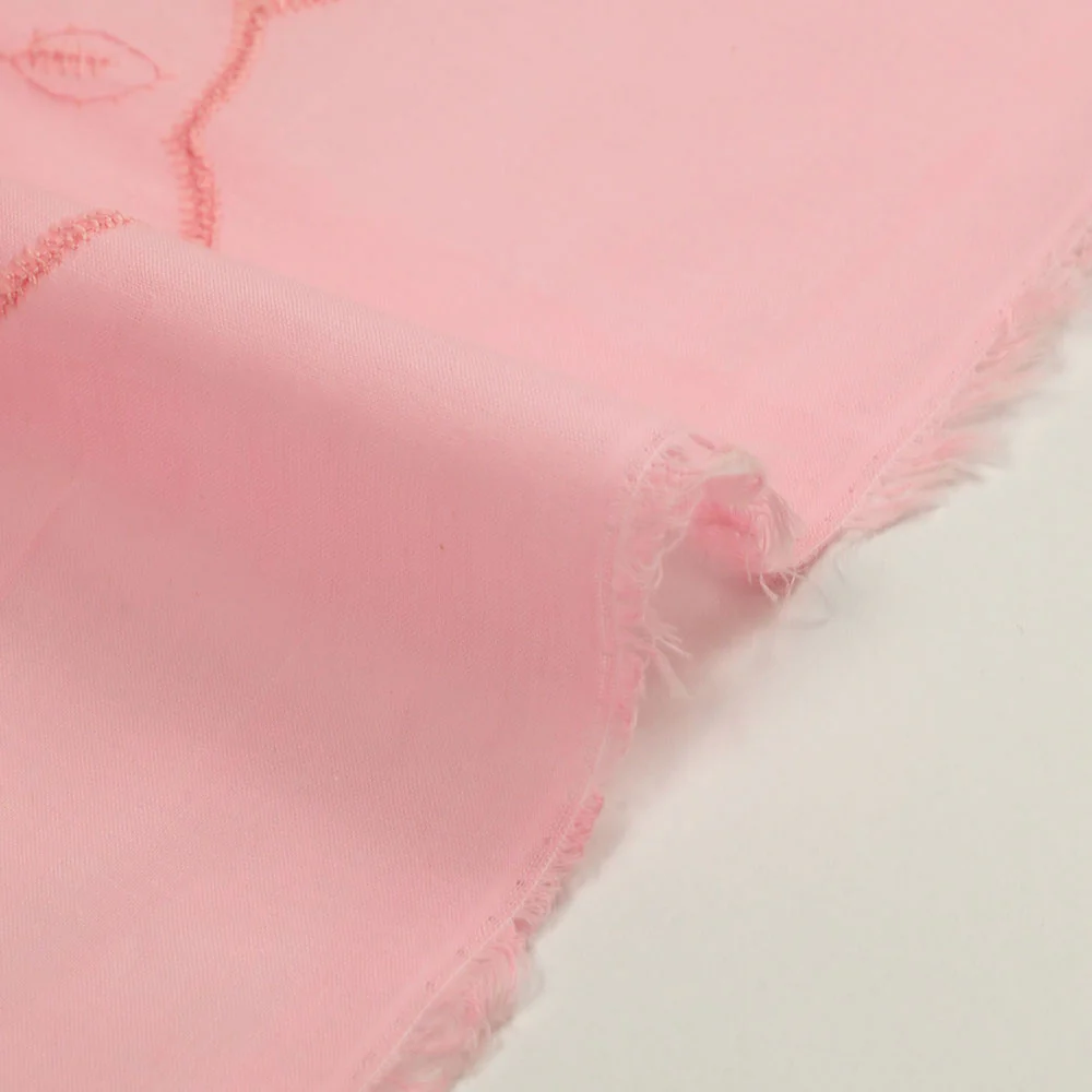 Broderie anglaise festonnée rose dragée - Image 6