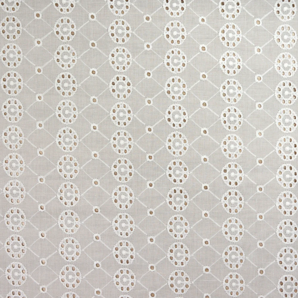 Broderie anglaise Lena