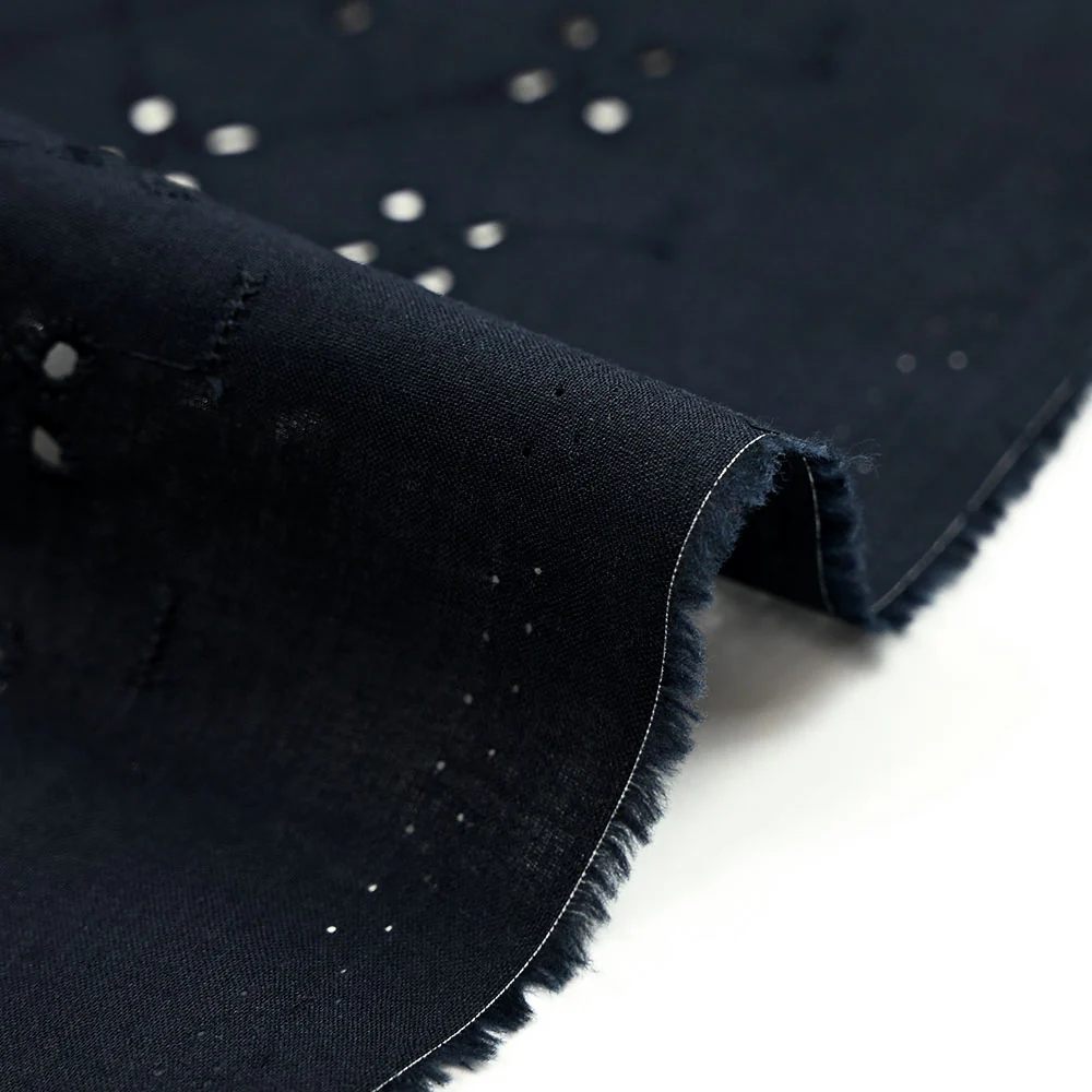 Broderie anglaise Nellie bleu marine - Image 5