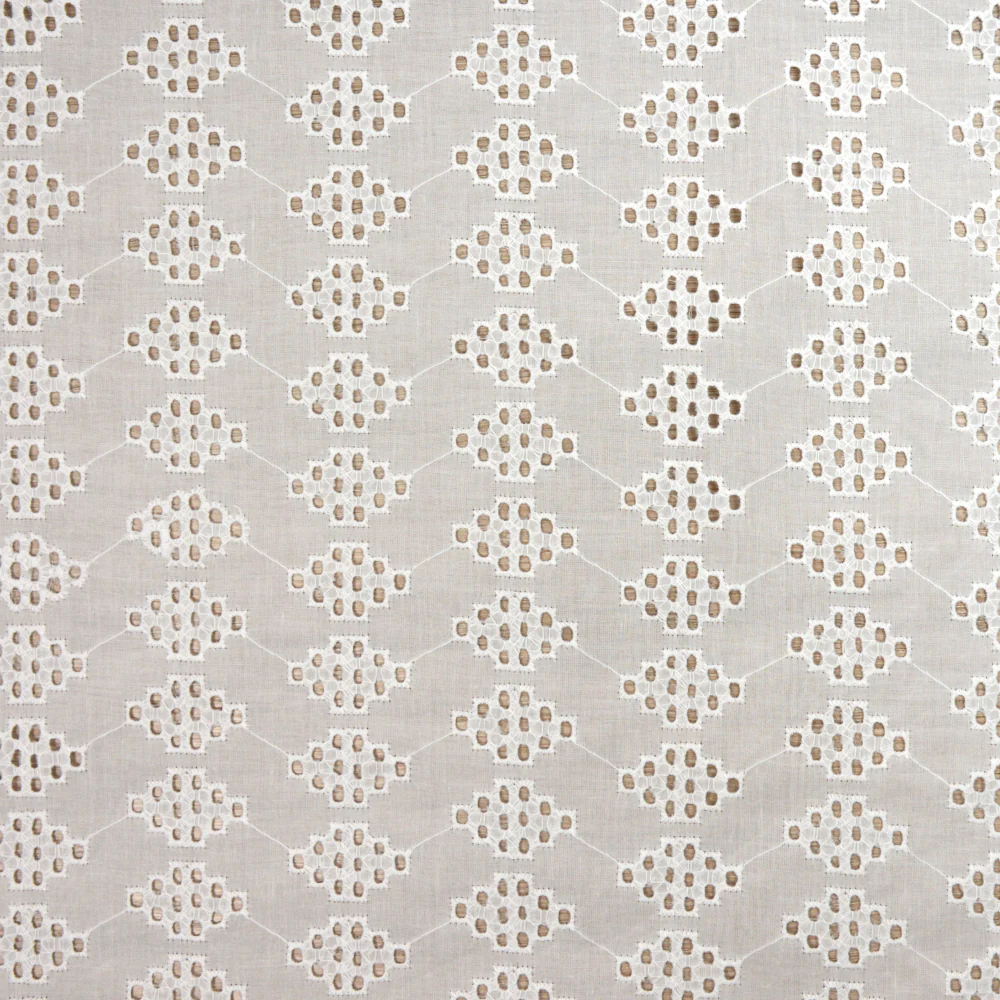 Broderie anglaise Zena