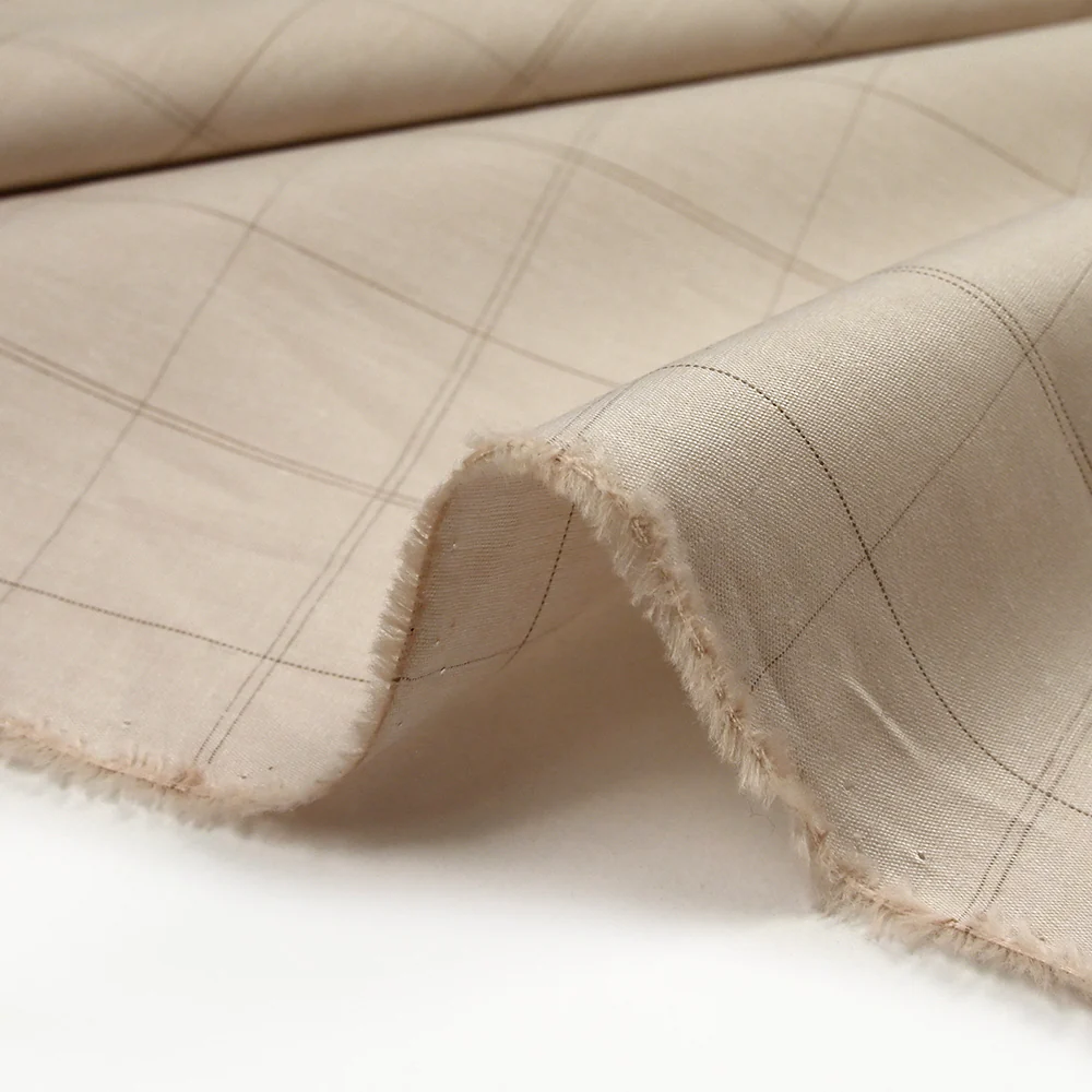 Coton à carreaux fond beige clair - Image 6