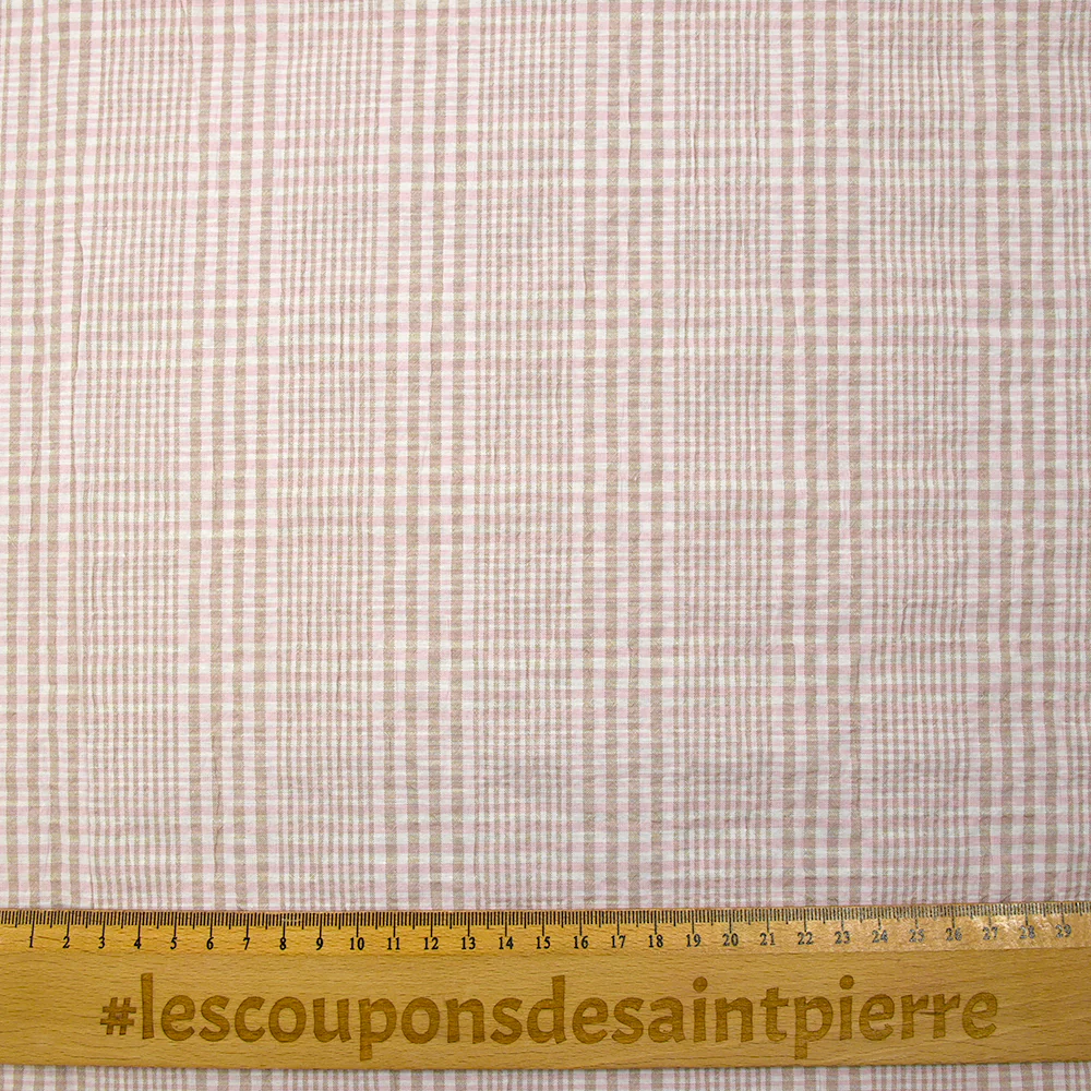 Coton à carreaux froissé rose et taupe fond blanc - Image 3