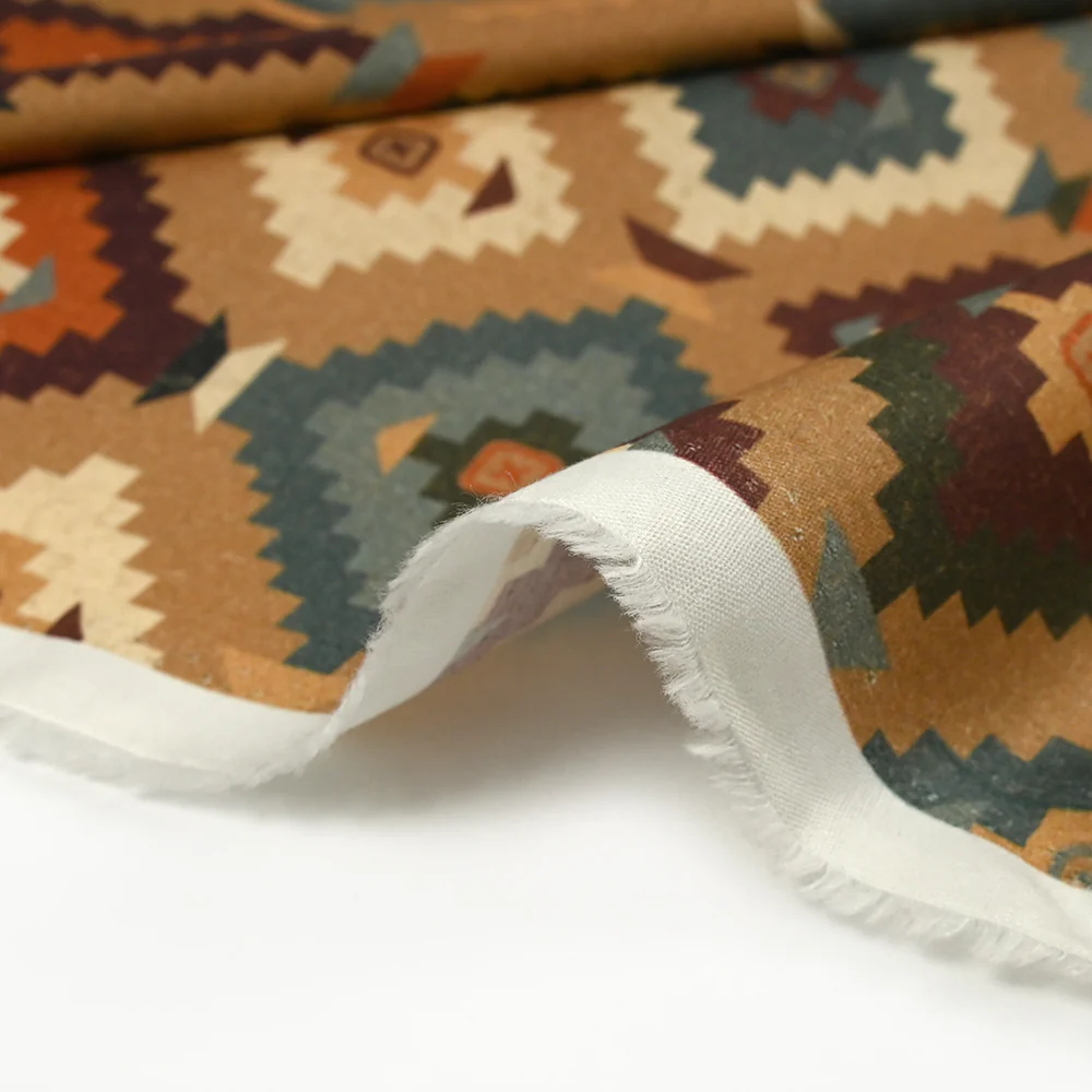 Coton imprimé fin mosaïque aztèque fond camel - Image 5