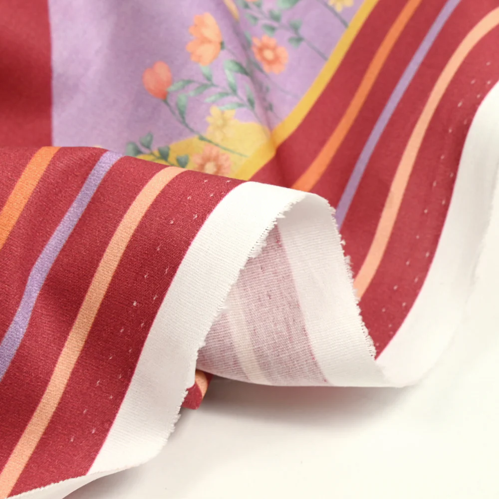 Coton imprimé montgolfière fond rouge tomette - Image 6