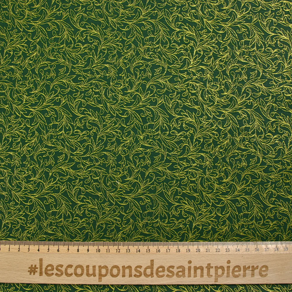 Coton imprimé nature enchantée doré fond vert forêt - Image 3