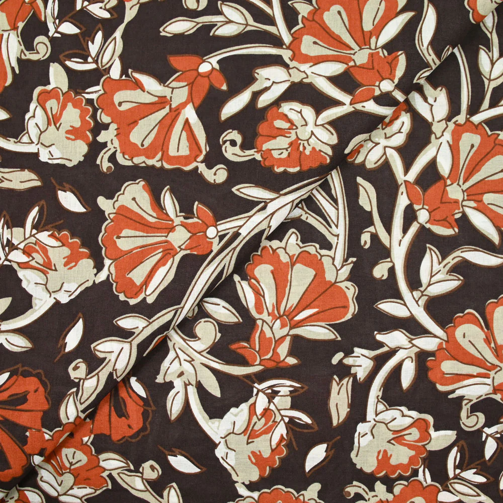 Coton indien imprimé champêtre brique et taupe fond marron - Image 6