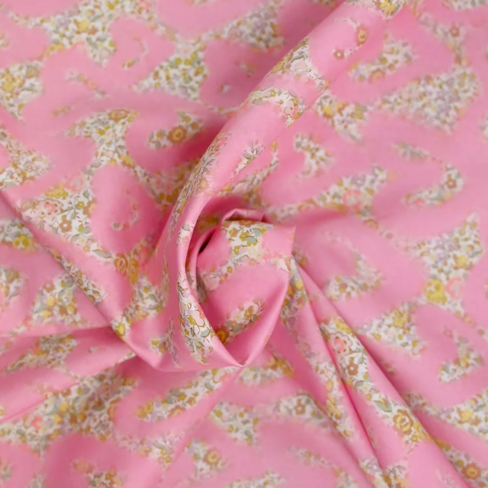 Coton liberty ® Leontyne Love Emma and Georgina rose au mètre - Image 4