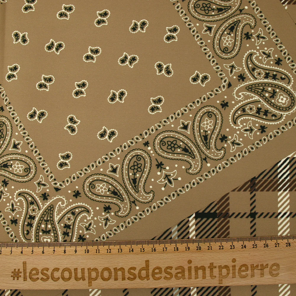 Crêpe lourd imprimé tartan et bandana fond marron - Image 3