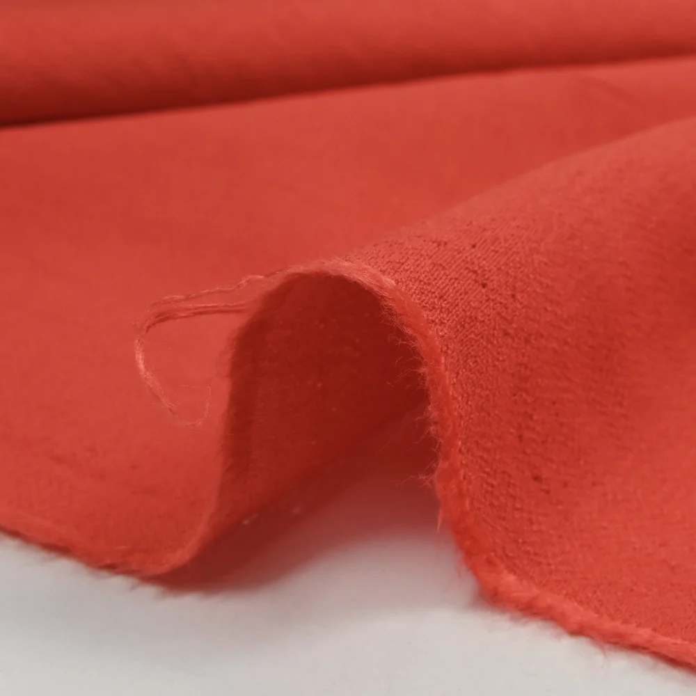 Crêpe viscose Lily brodé feuillage rouge - Image 7