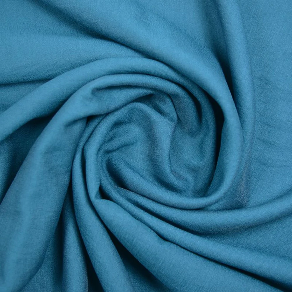Crêpe viscose Lily pétrole - Image 3