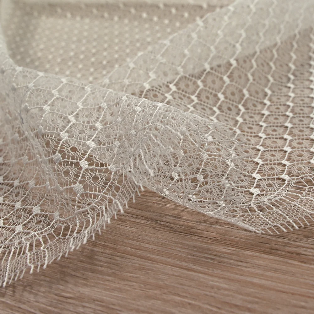 Dentelle de Calais® Eliora blanc cassé au mètre - Image 8