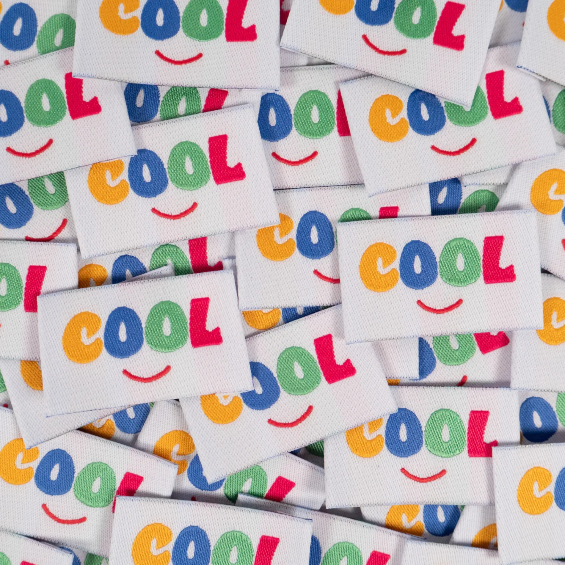 Étiquettes tissées  "Cool" x 5