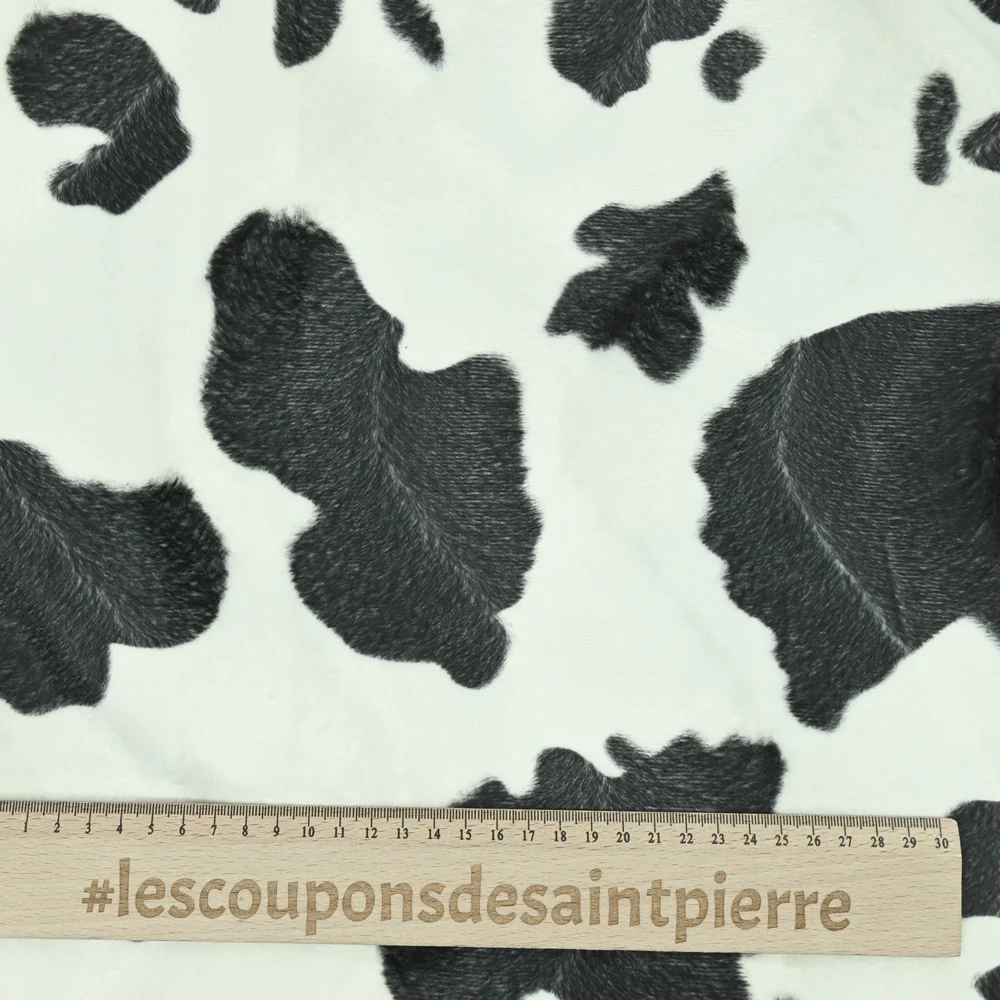 Fausse fourrure poils mi-longs vache noir - Image 5