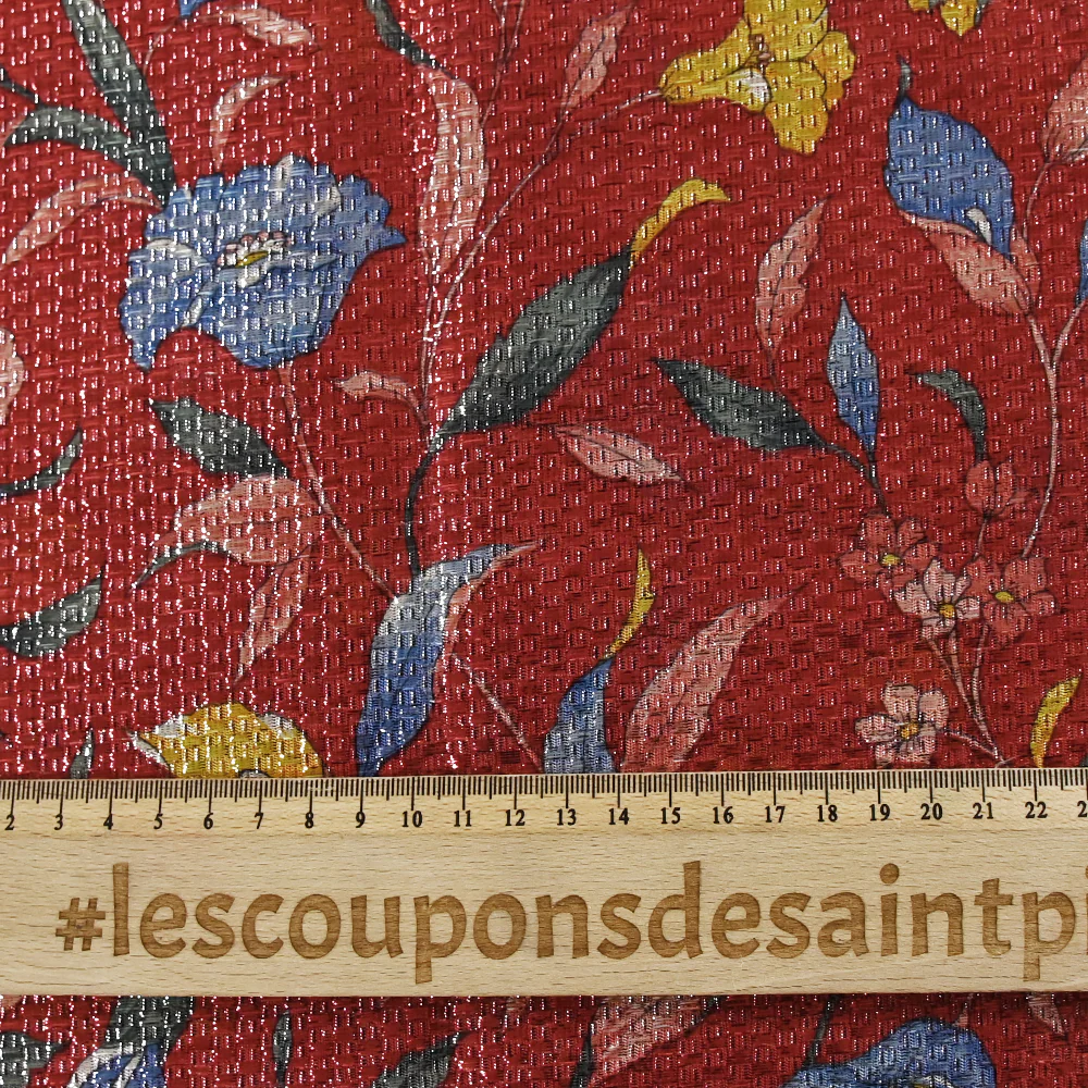 Jacquard polyester lamé champêtre fond rouge - Image 3