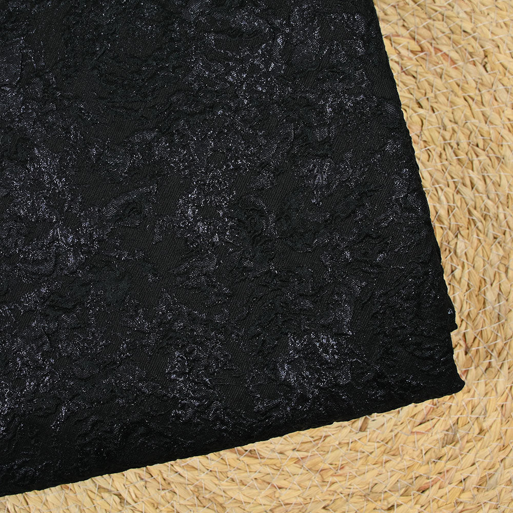 Jacquard soie et polyester rose en tourbillon noir