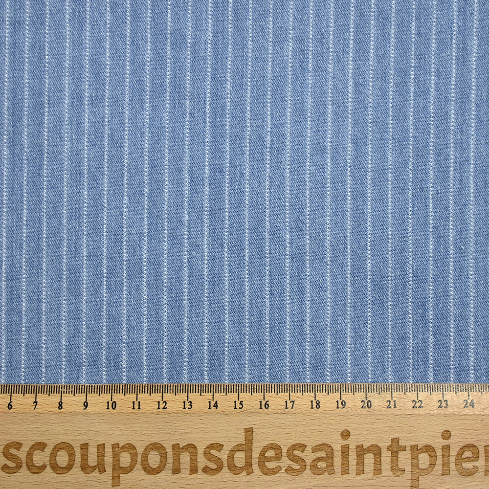 Jean’s coton extensible à rayures tissées fond bleu clair - Image 3