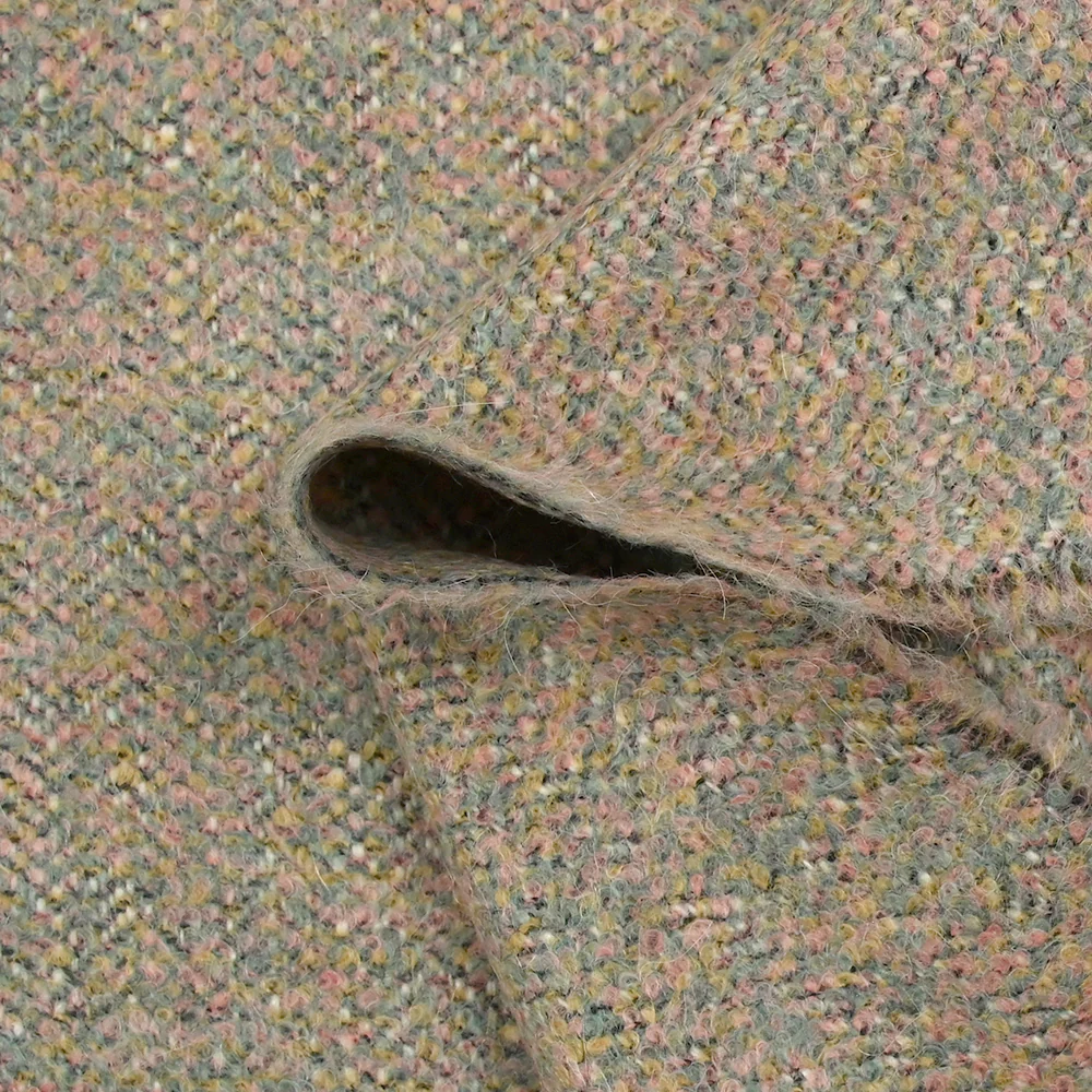 Laine mélangée bouclette pastel fond chevron écru et noir - Image 6