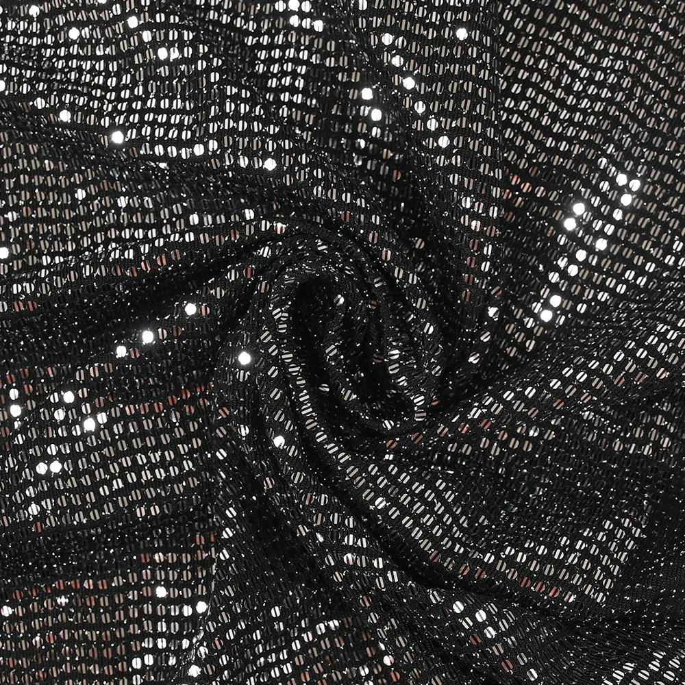 Maille Lurex polyester à paillettes argentées rayées fond noir - Image 2