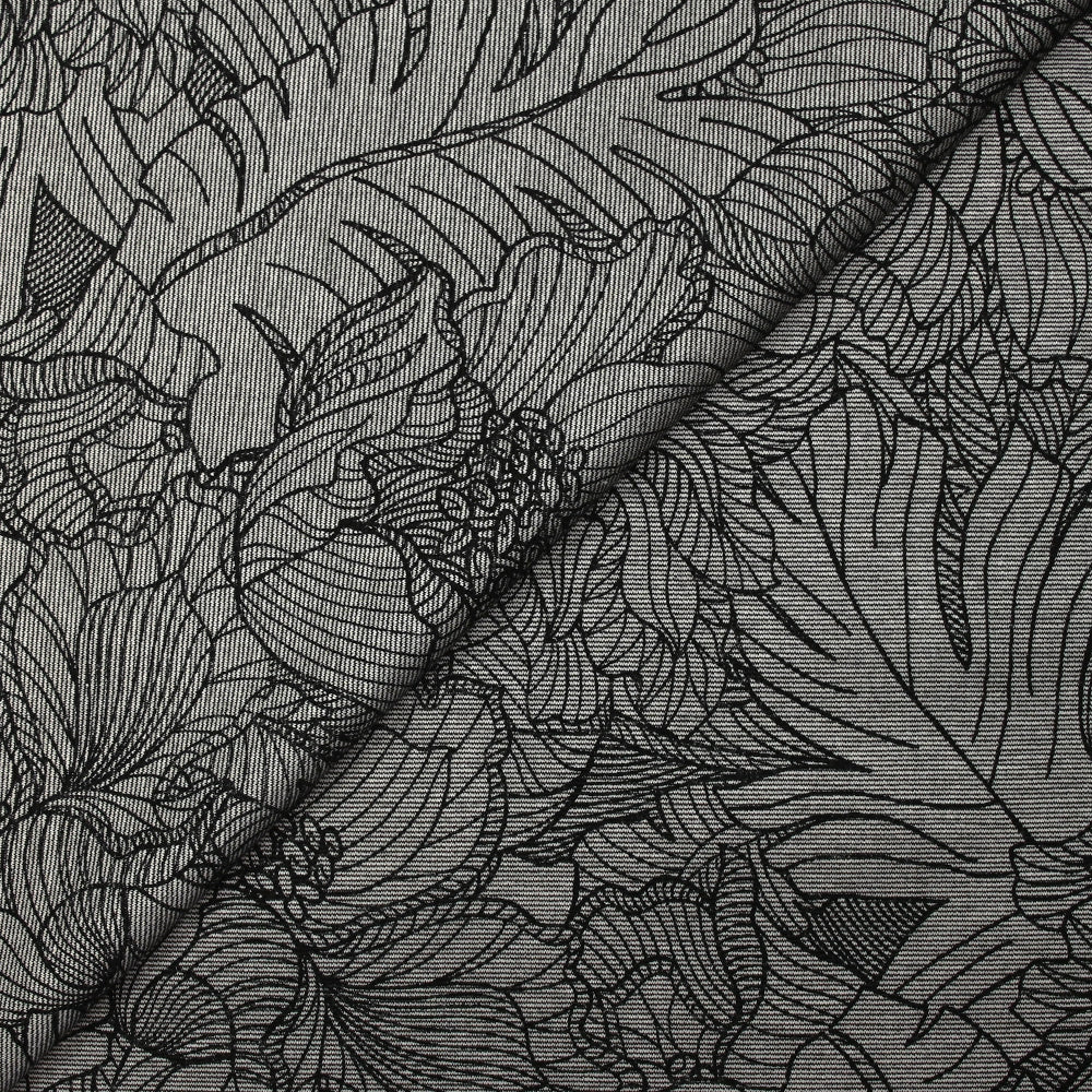 Maille Milano polyviscose floraison fond noir - Image 4