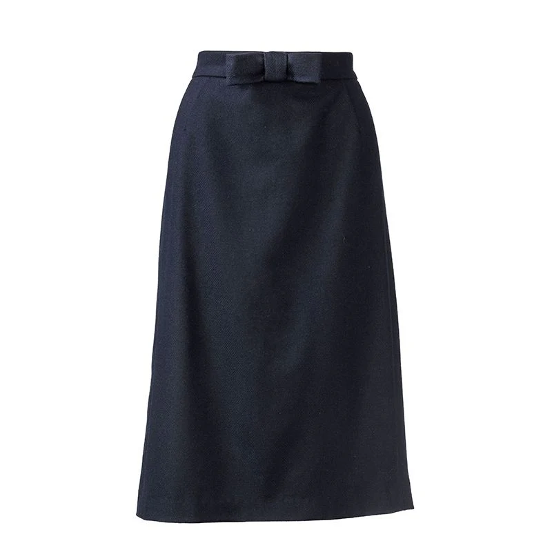 Patron Burda n°6181: Jupe droite ceinture avec nud femme - Image 6