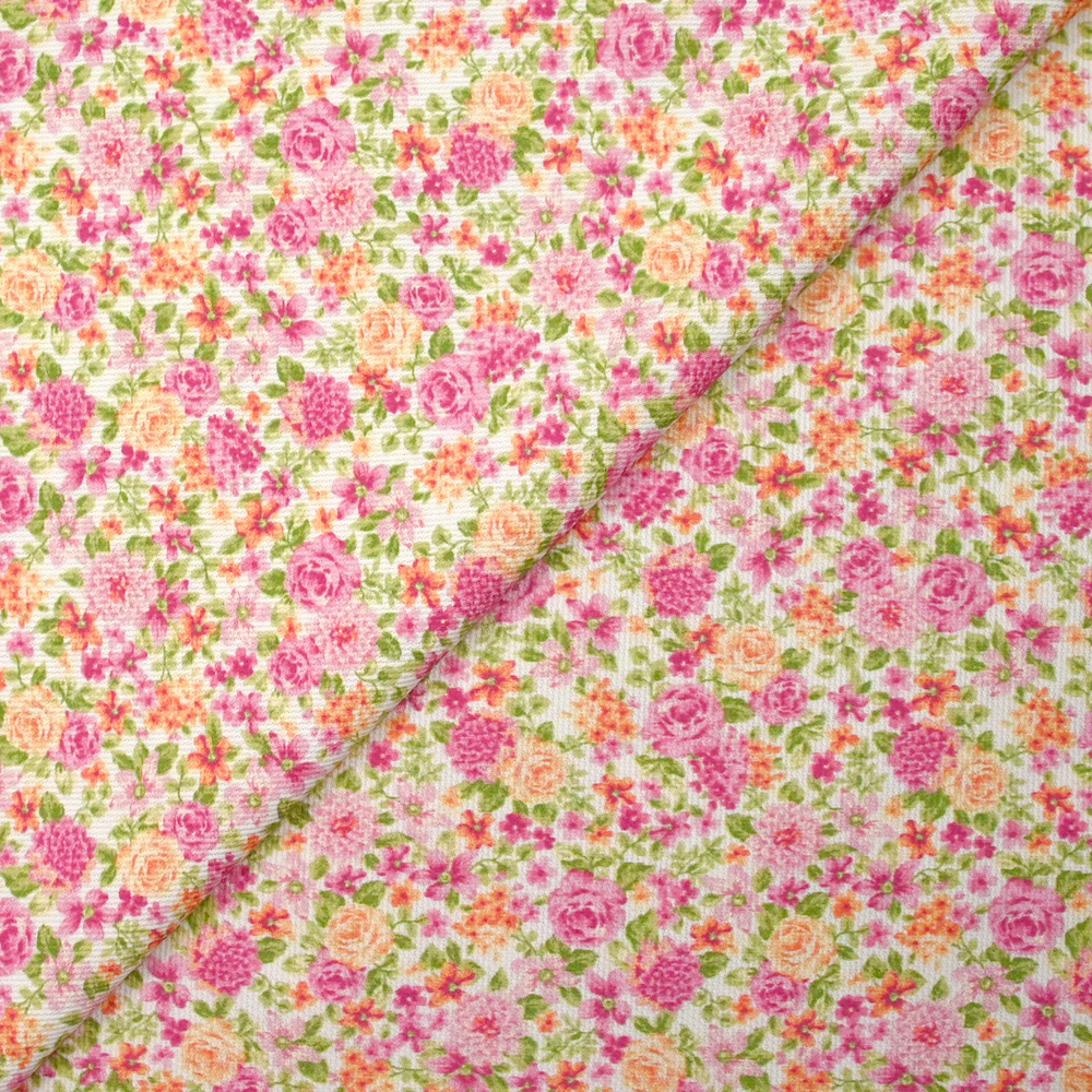 Piqué de coton imprimé les fleurs de Sarah rose et orange fond blanc - Image 4