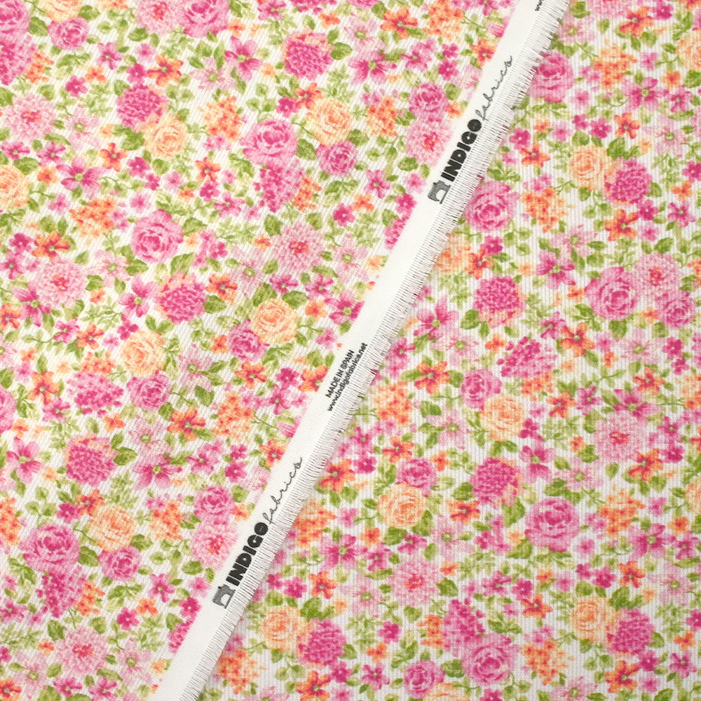 Piqué de coton imprimé les fleurs de Sarah rose et orange fond blanc - Image 5