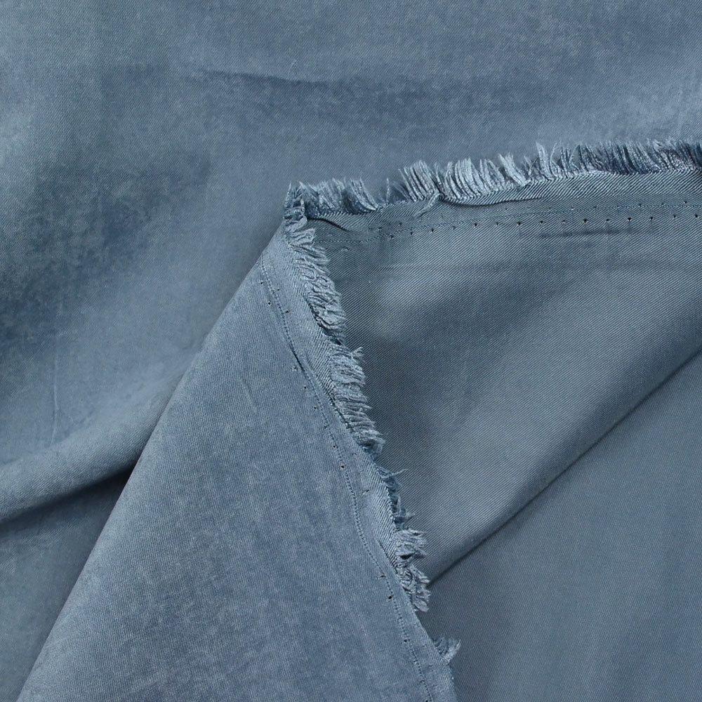 Polyester effet cupro bleu baltique - Image 3