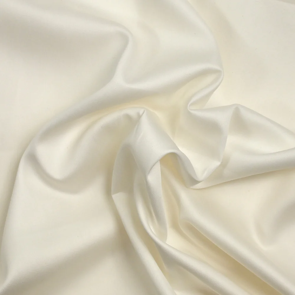 Popeline de coton satinée blanc cassé - Image 3