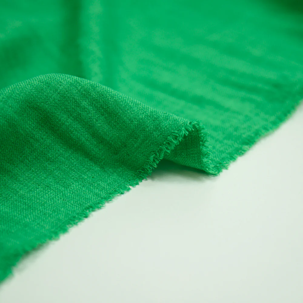 Sergé polyester Mia vert delavé - Image 4