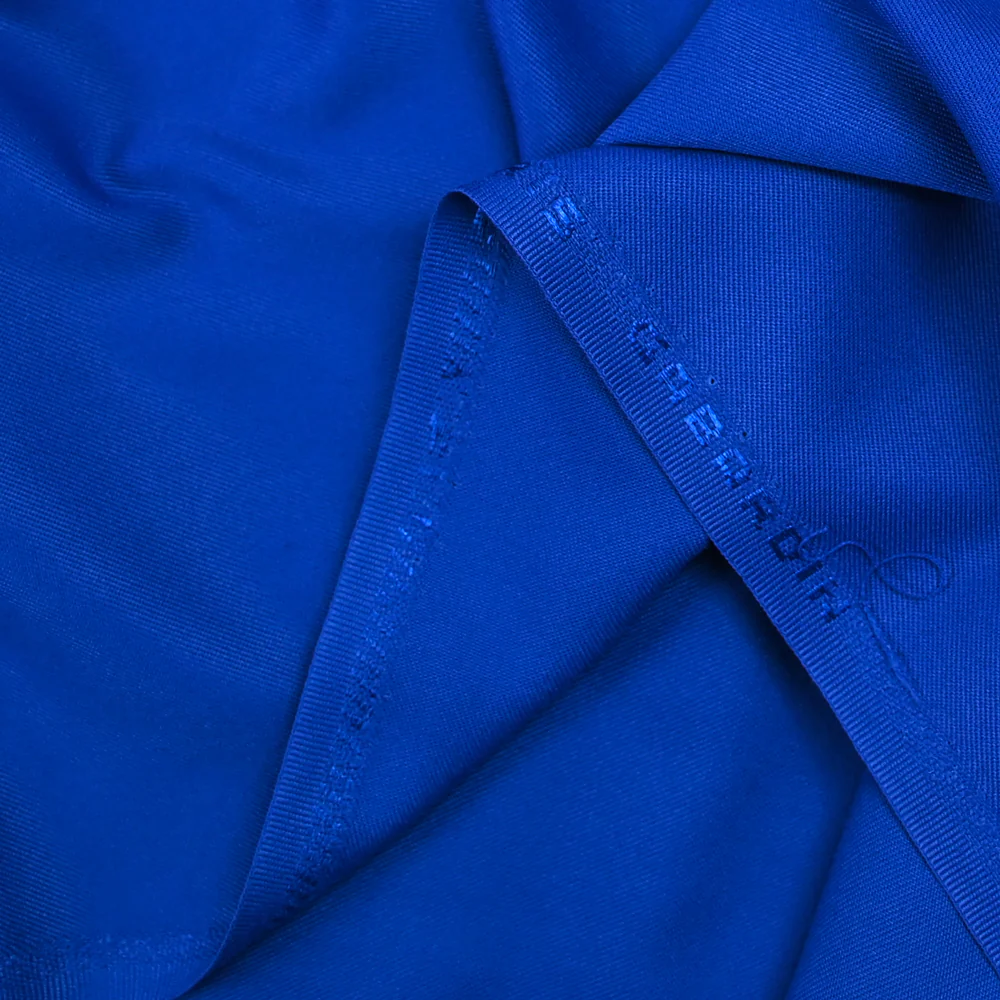 Tissu tailleur en polyviscose sergé bleu - Image 3