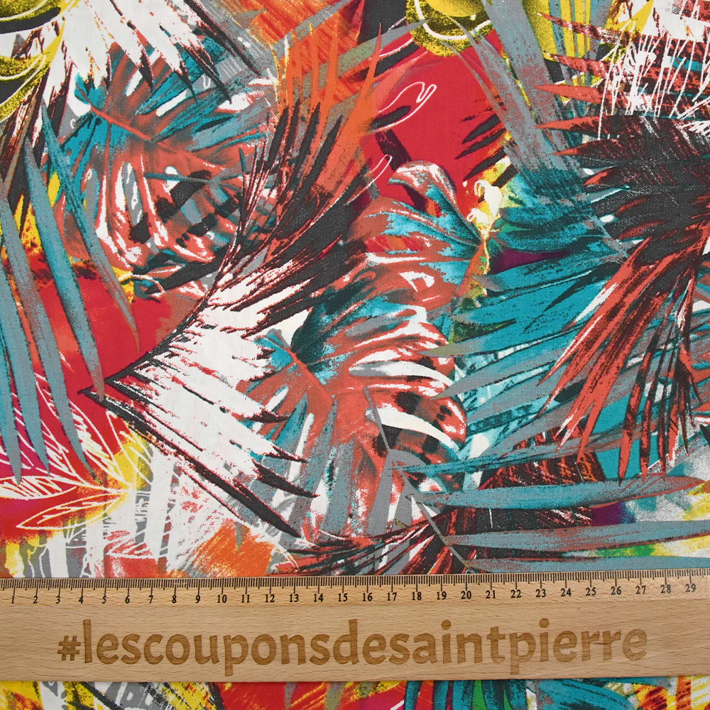 Viscose imprimée explosion tropicale fond rouge - Image 3